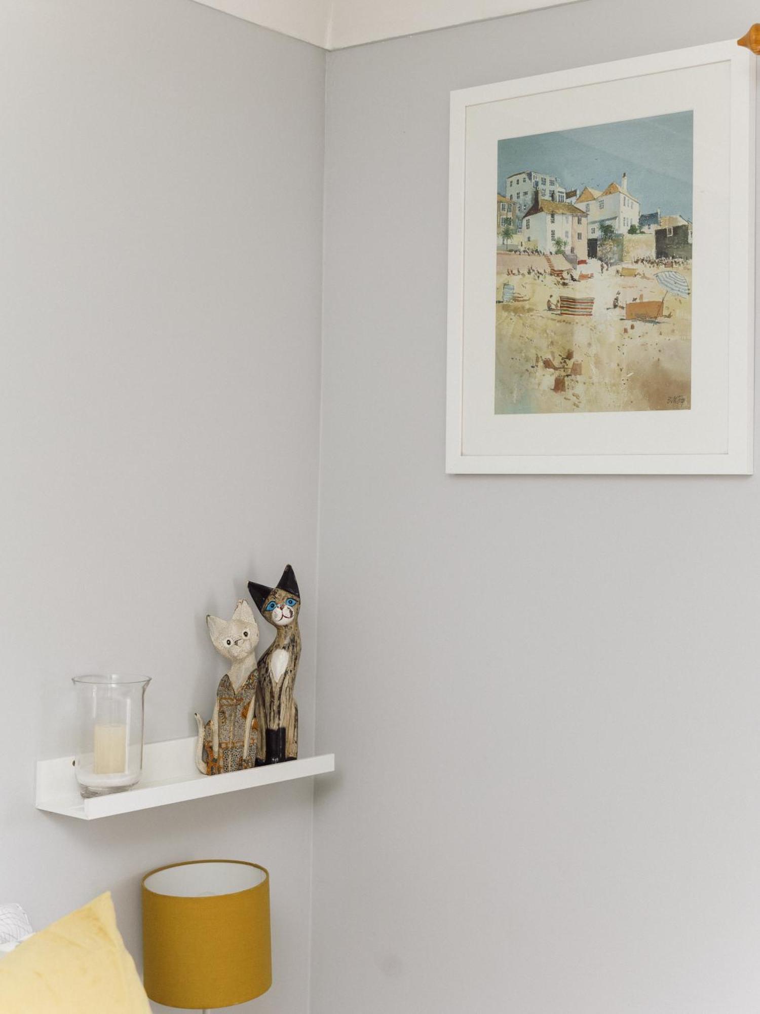 Beautiful Apartment In Guildford With Parking Send Zewnętrze zdjęcie