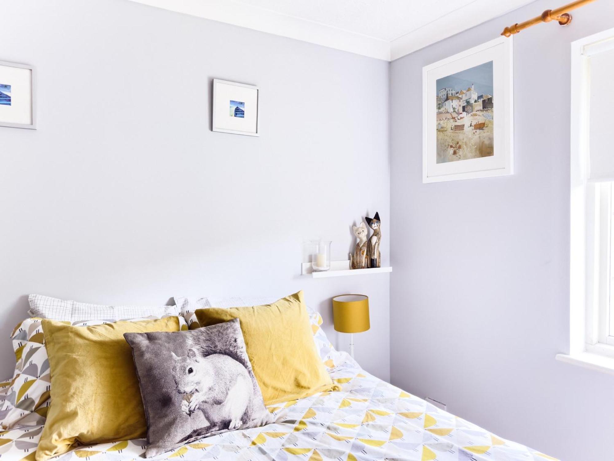 Beautiful Apartment In Guildford With Parking Send Zewnętrze zdjęcie